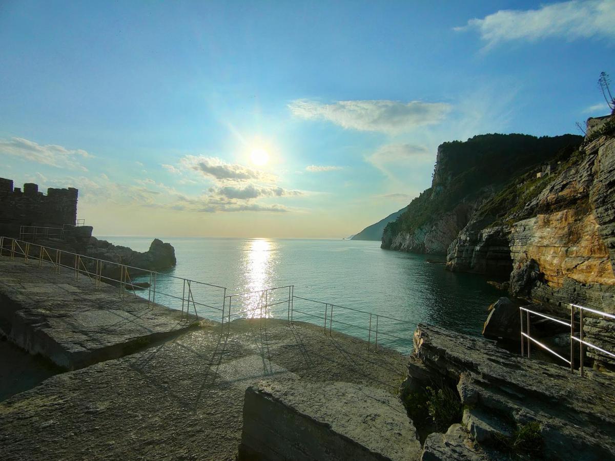 Byron Guest House Porto Venere Extérieur photo
